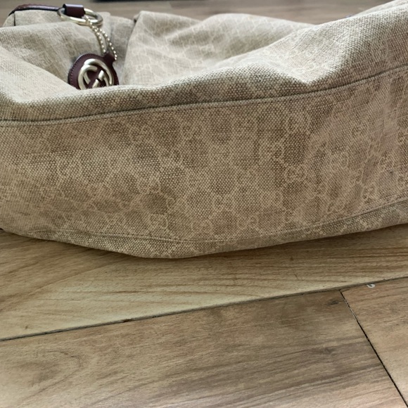 Authentic Gucci bag light beige with brown leather handles - Picture 2 of 6